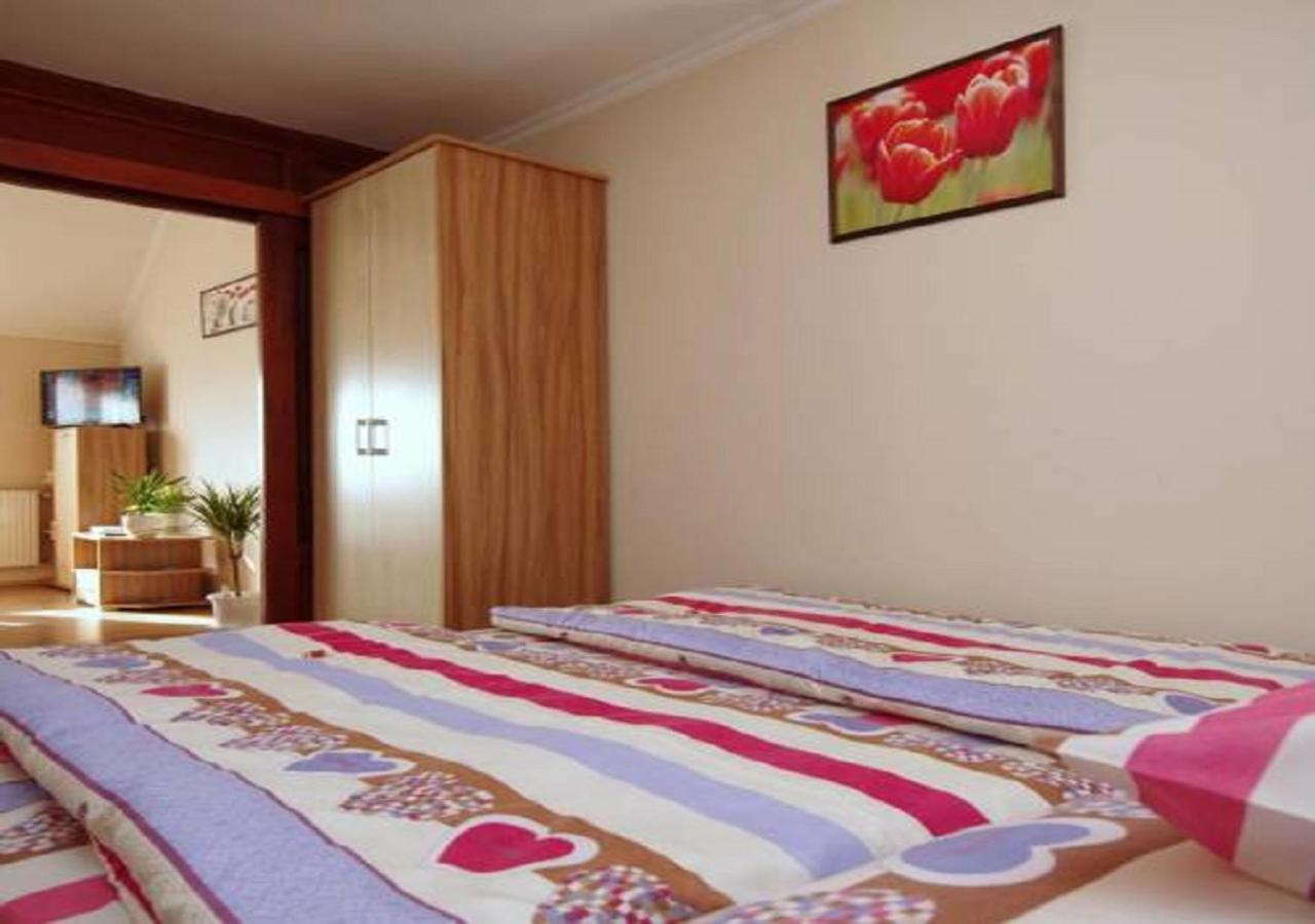 Hellasz Apartman غيولا المظهر الخارجي الصورة