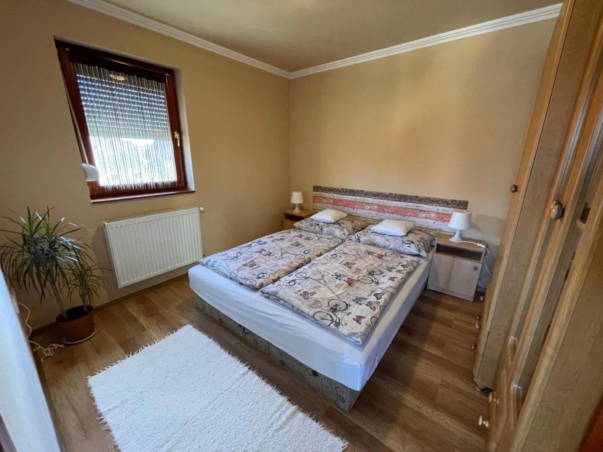 Hellasz Apartman غيولا المظهر الخارجي الصورة