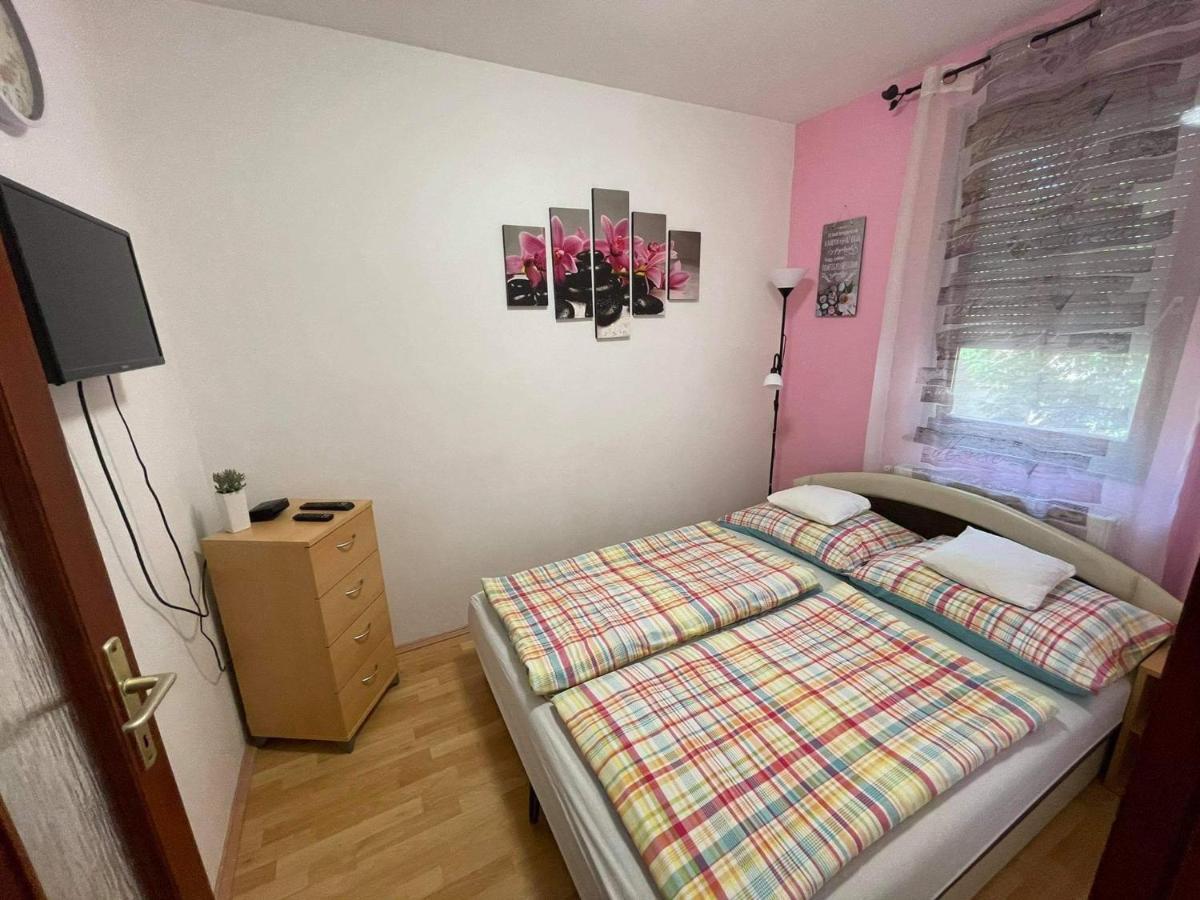 Hellasz Apartman غيولا المظهر الخارجي الصورة