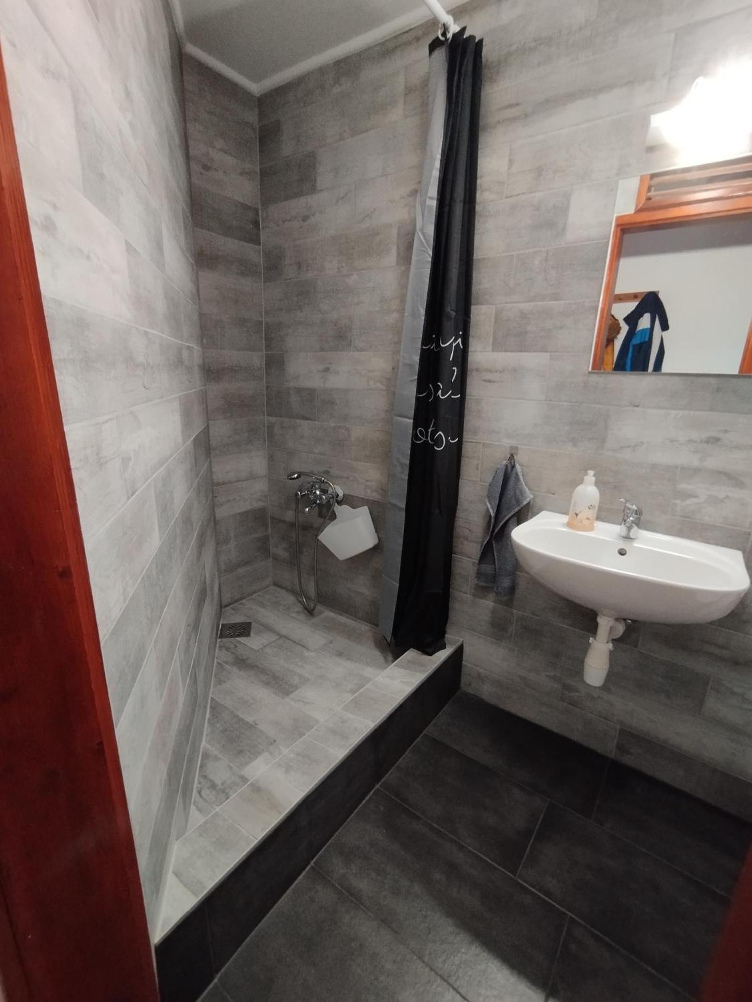 Hellasz Apartman غيولا المظهر الخارجي الصورة
